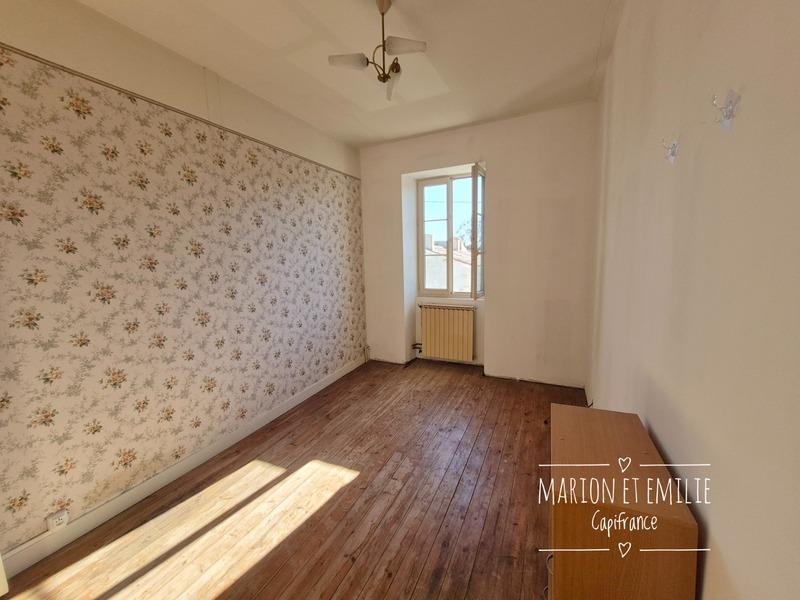 Maison - 130 m² - 8 pièces