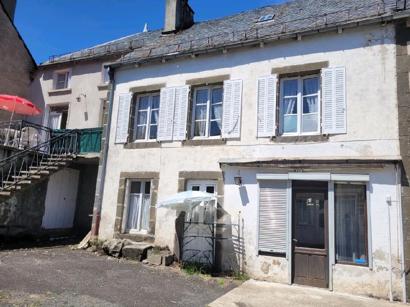 Maison de bourg - 190 m² - 10 pièces