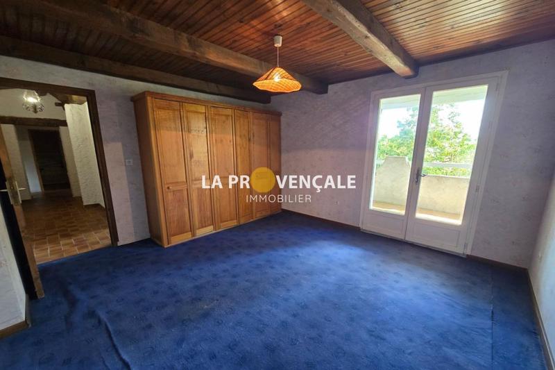 Maison - 176 m² - 9 pièces