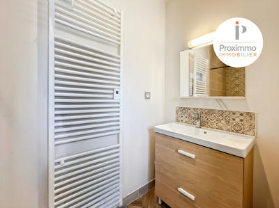 Maison - 89 m² - 5 pièces