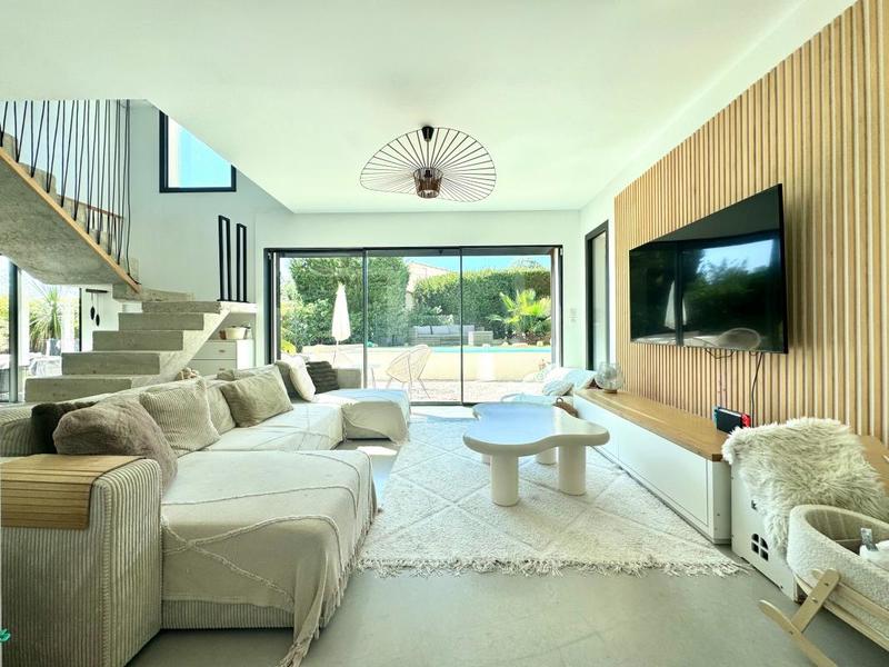 Villa - 180 m² - 7 pièces