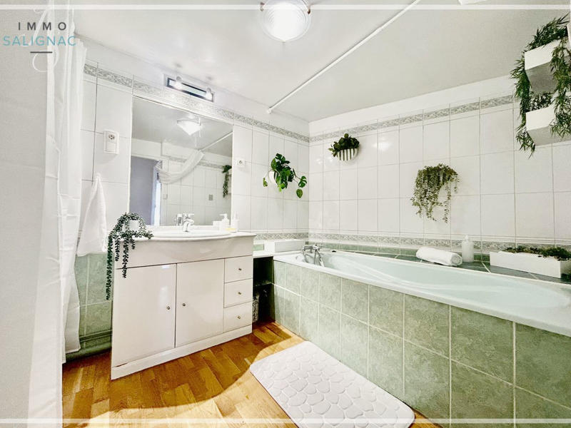 Appartement - 74 m² - 3 pièces