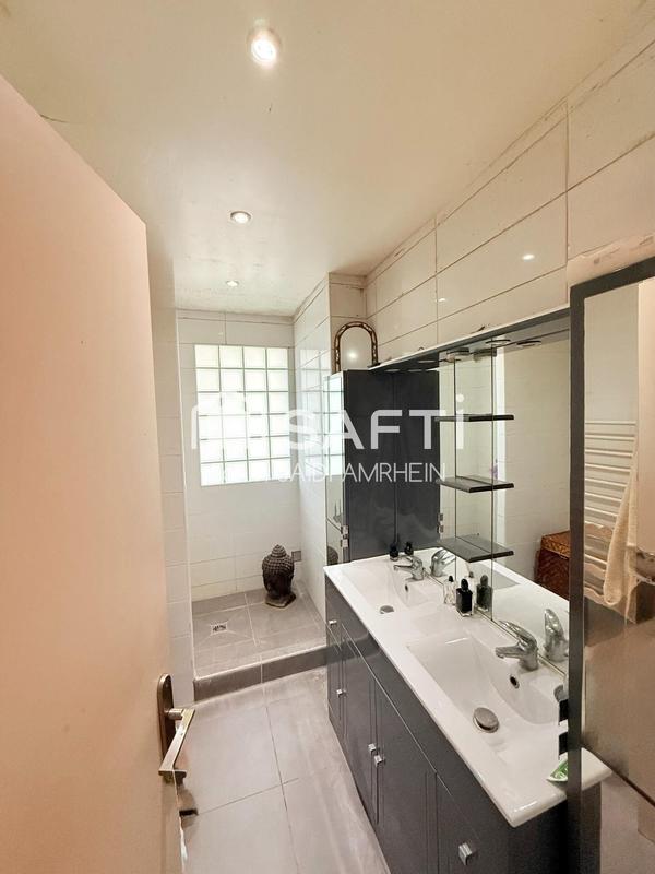 Maison - 150 m² - 5 pièces