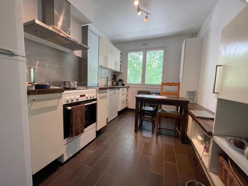 Appartement - 99 m² - 4 pièces