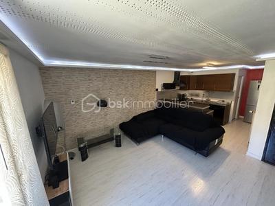 Appartement - 88 m² - 5 pièces