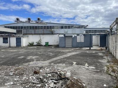 Terrain industriel - 994 m²