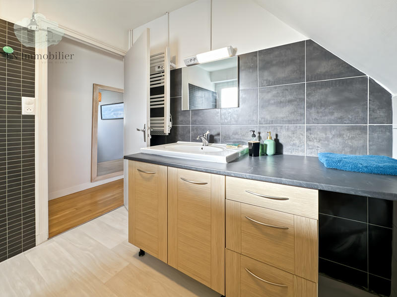 Maison - 137 m² - 5 pièces