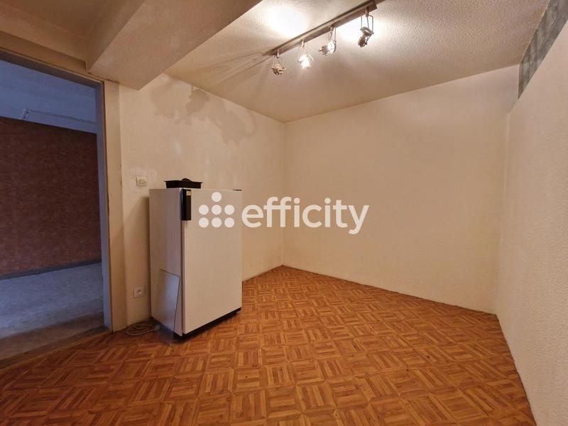 Maison - 388 m² - 10 pièces