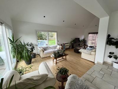 Villa - 210 m² - 6 pièces