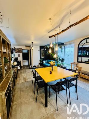 Maison - 140 m² - 5 pièces