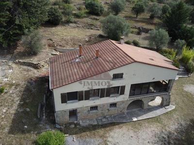 Villa - 141 m² - 4 pièces