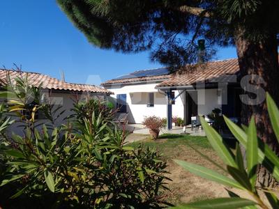 Maison - 93 m² - 4 pièces