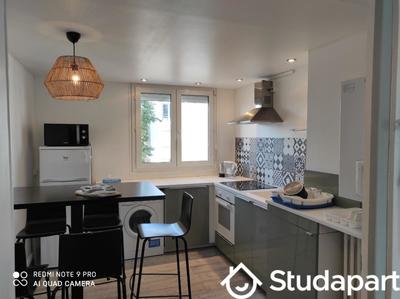 Chambre - 10 m² - 1 pièce