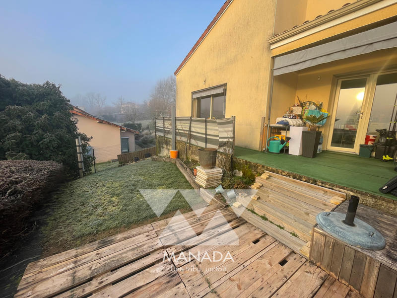 Maison - 90 m² - 4 pièces