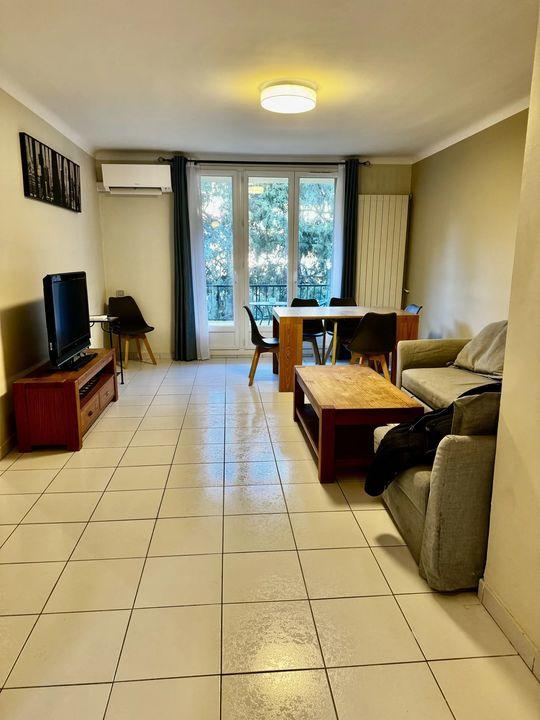 Appartement - 60 m² - 3 pièces