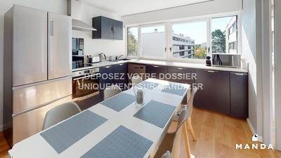 Chambre - 12 m² - 5 pièces