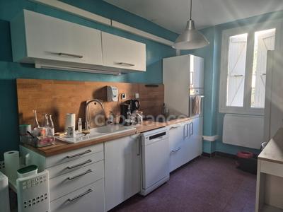 Appartement - 86 m² - 3 pièces