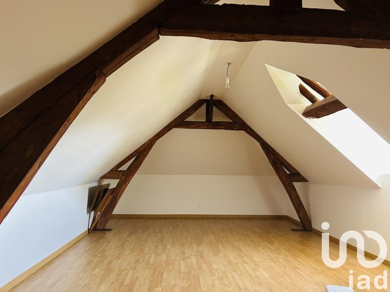 Maison - 256 m² - 8 pièces