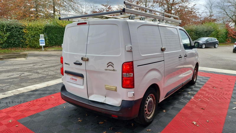 Citroën Jumpy Fourgon m bluehdi 120 ss bvm6 driver 300 nm