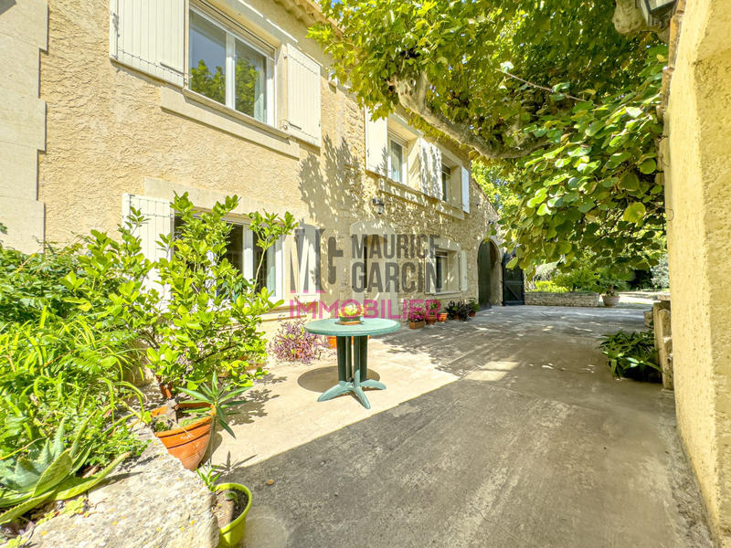 Maison - 184 m² - 5 pièces