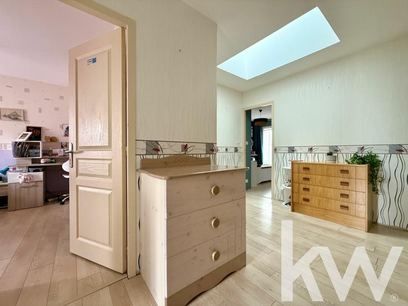 Pavillon - 187 m² - 6 pièces