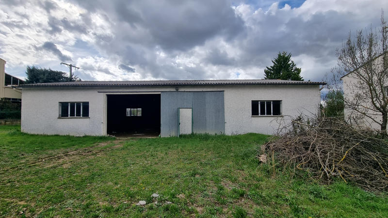 Entrepôt - 210 m²