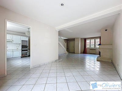 Maison - 171 m² - 7 pièces