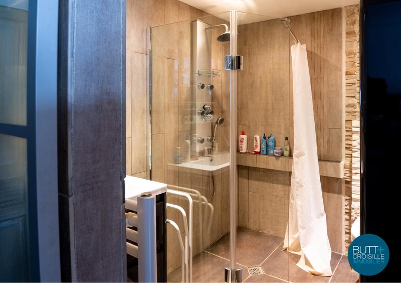 Maison - 137 m² - 6 pièces