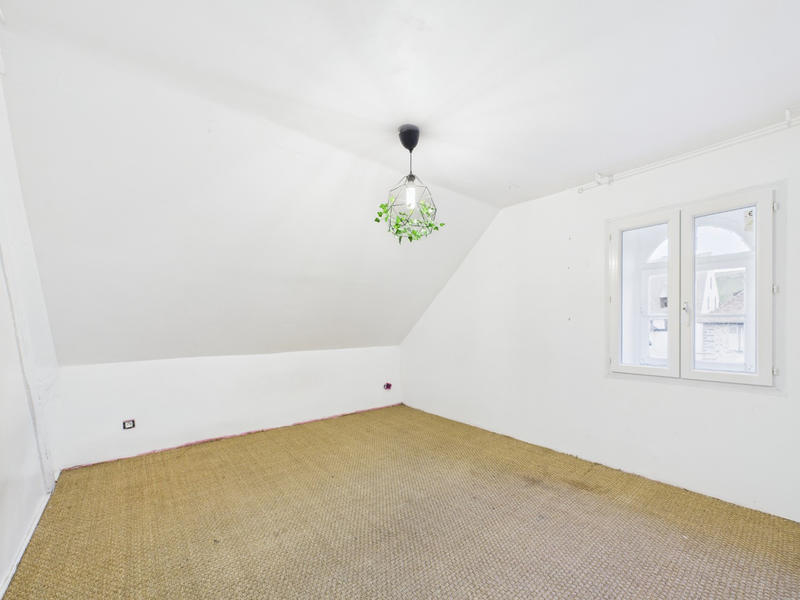 Maison - 190 m² - 5 pièces