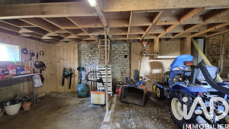 Maison - 240 m² - 9 pièces