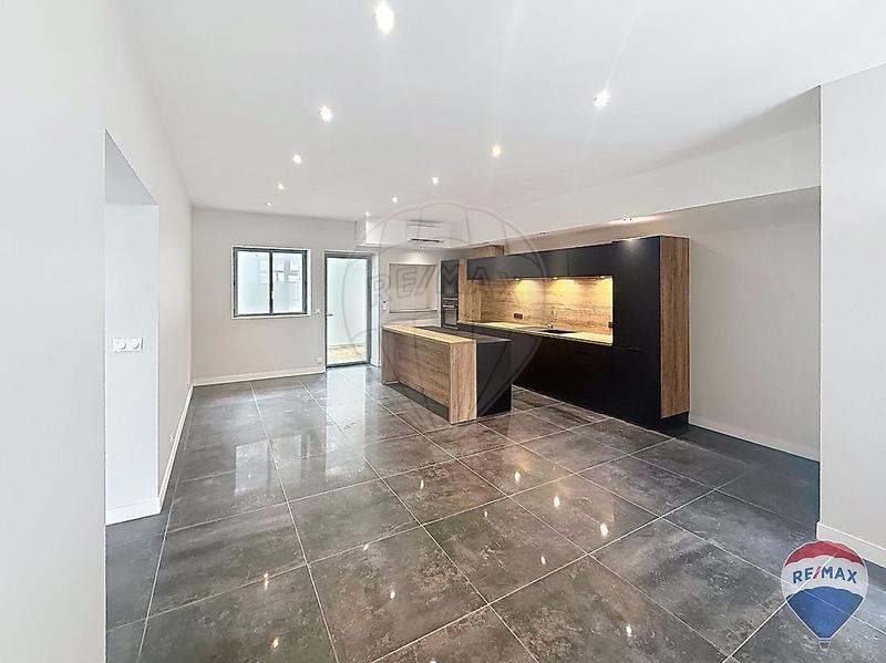 Appartement - 148 m² - 6 pièces