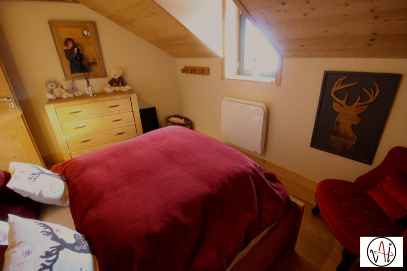 Maison - 168 m² - 9 pièces