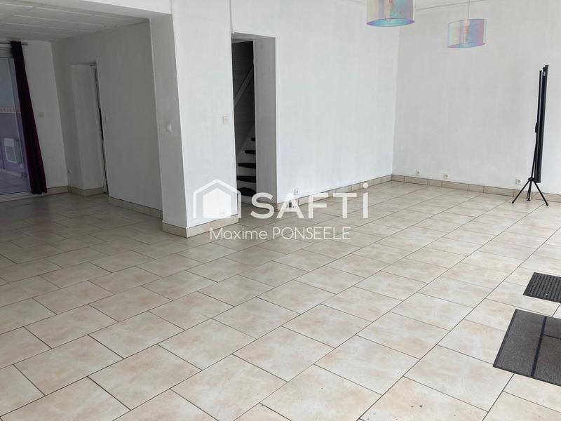 Maison - 202 m² - 5 pièces