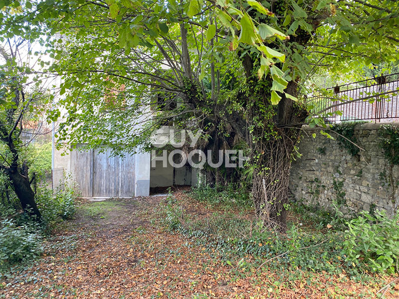 Maison - 180 m² - 5 pièces