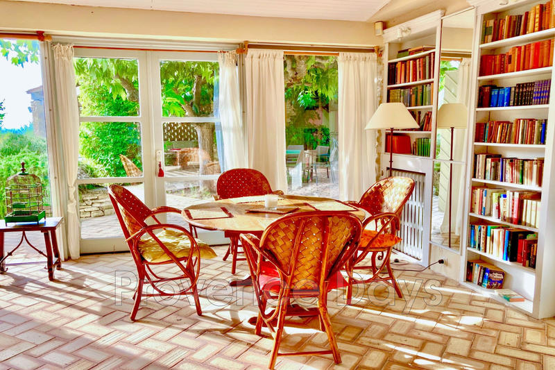 Maison de village - 400 m² - 11 pièces