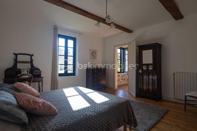 Maison ancienne - 213 m² - 7 pièces