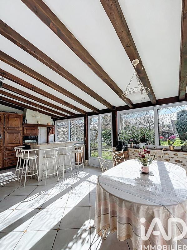 Maison - 235 m² - 7 pièces