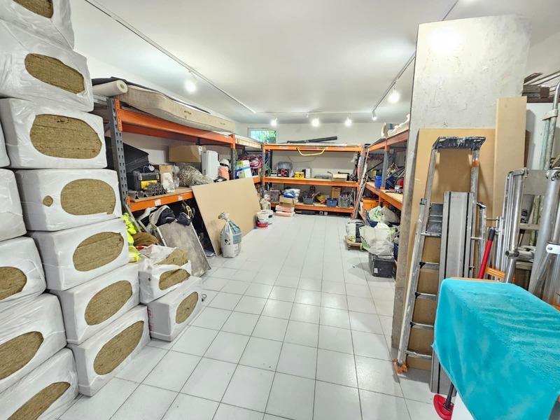 Local commercial - 110 m² - 3 pièces