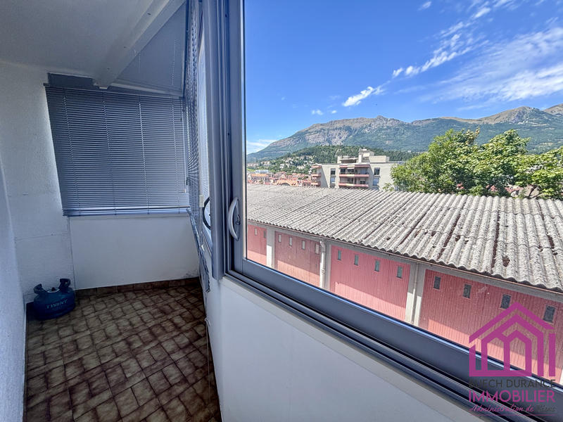 Appartement - 57 m² - 3 pièces