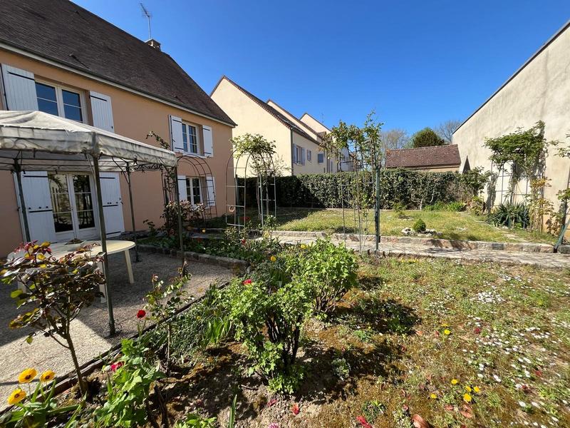 Maison - 142 m² - 7 pièces