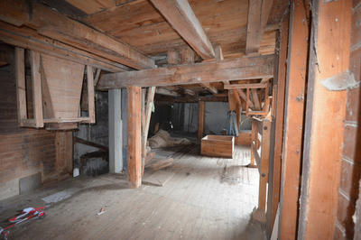 Moulin - 540 m² - 10 pièces