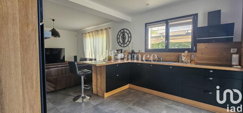 Maison - 92 m² - 4 pièces