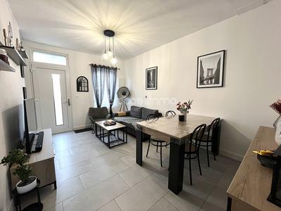Maison - 69 m² - 4 pièces