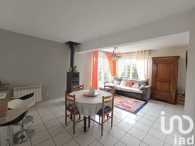 Maison - 93 m² - 5 pièces