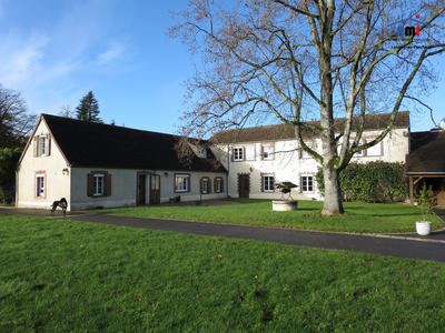 Maison - 380 m² - 7 pièces