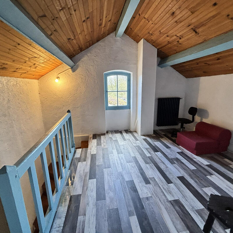 Maison ancienne - 175 m² - 6 pièces