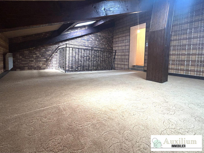 Maison ancienne - 182 m² - 7 pièces