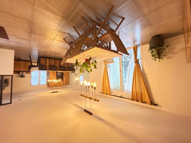 Maison - 190 m² - 2 pièces