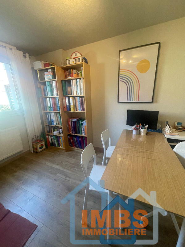 Local commercial - 11 m² - 1 pièce