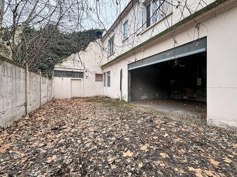 Maison - 190 m² - 255 pièces